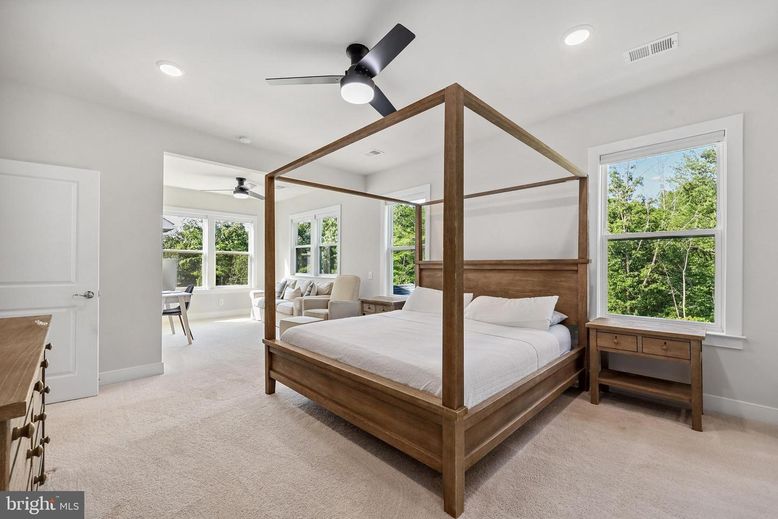Bedroom, Interior, Recessed Lighting