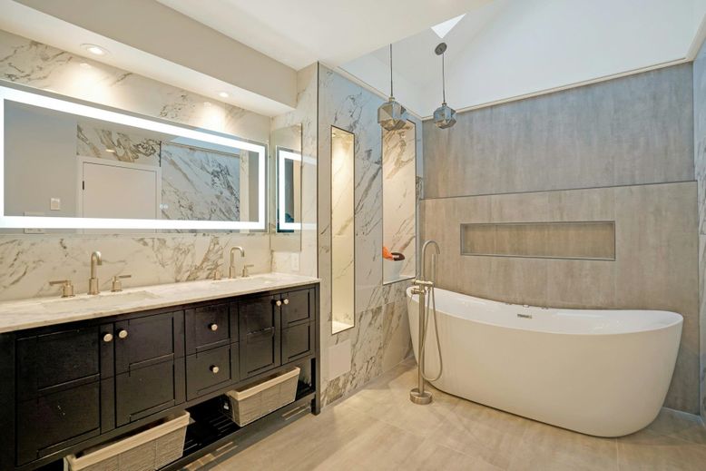 Bathroom, Dual Sink Vanities, Free Standing Baths, Interior, Marble Walls, Pendant Lights, Recessed Lighting
