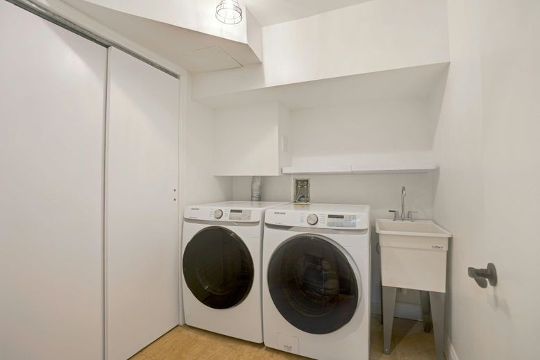 Interior, Washer