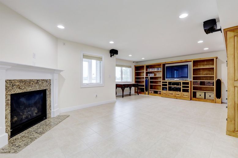 Fireplace, Interior, Recessed Lighting