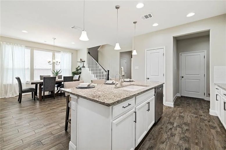 Dining room, Interior, Kitchen, Pendant Lights, Recessed Lighting, Wood Texture Flooring