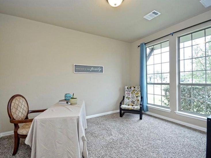 Home Office, Interior