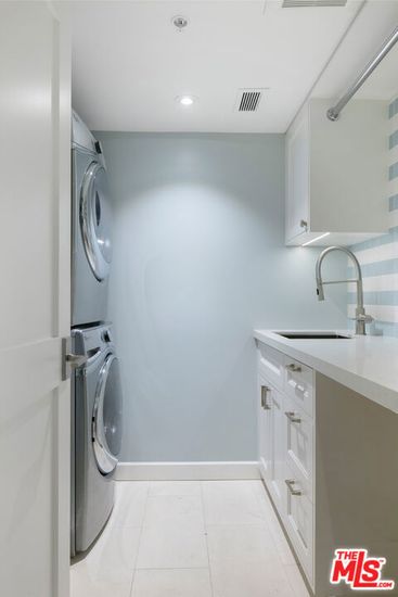 Interior, Recessed Lighting, Washer