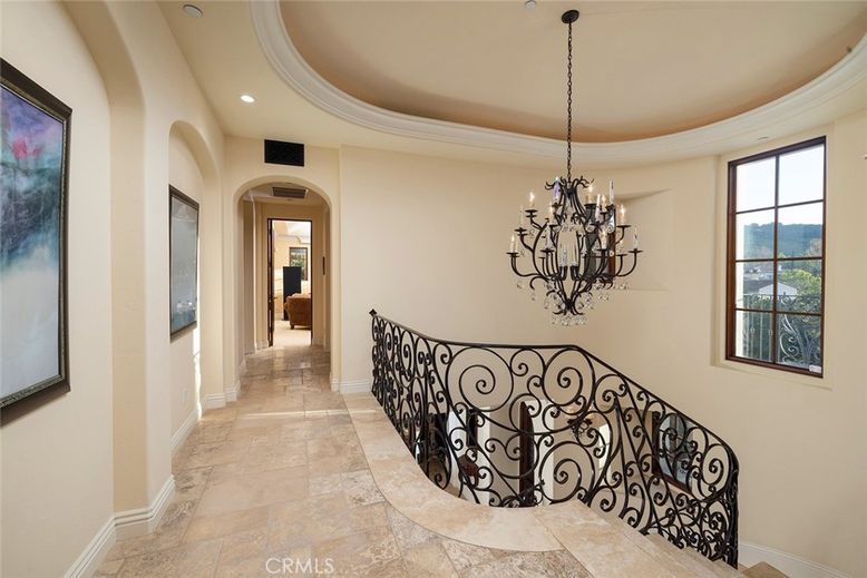 Chandelier, Interior, Recessed Lighting