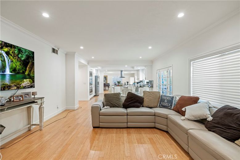 Interior, Kitchen, Living room, Recessed Lighting, Wood Texture Flooring
