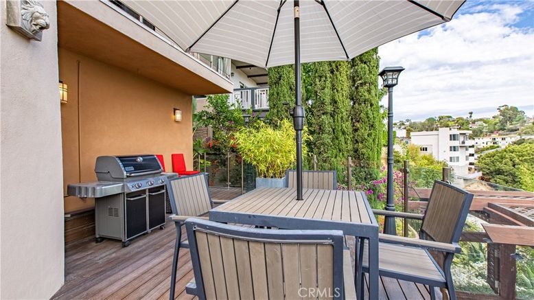 Exterior, Hot Tub