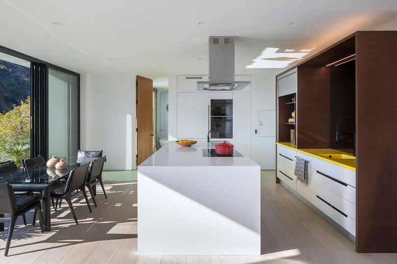 Dining room, Interior, Kitchen, Recessed Lighting, Wood Texture Flooring