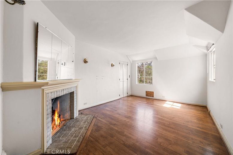 Empty room, Fireplace, Interior, Wood Texture Flooring