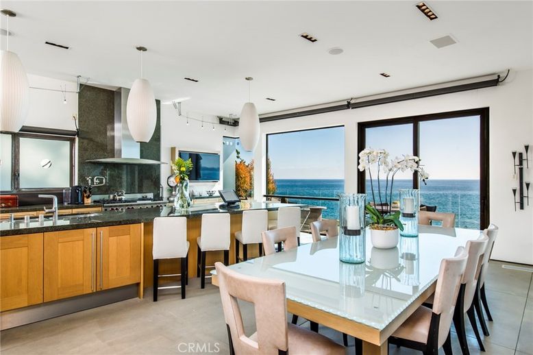 Dining room, Interior, Kitchen, Pendant Lights, Recessed Lighting, Water