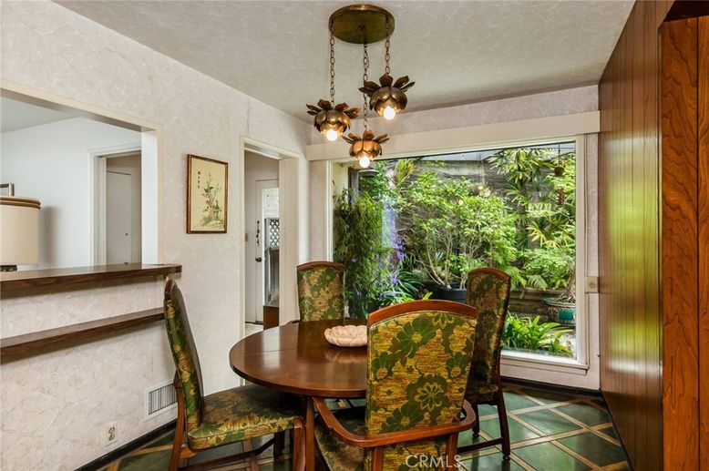 Dining room, Interior, Pendant Lights