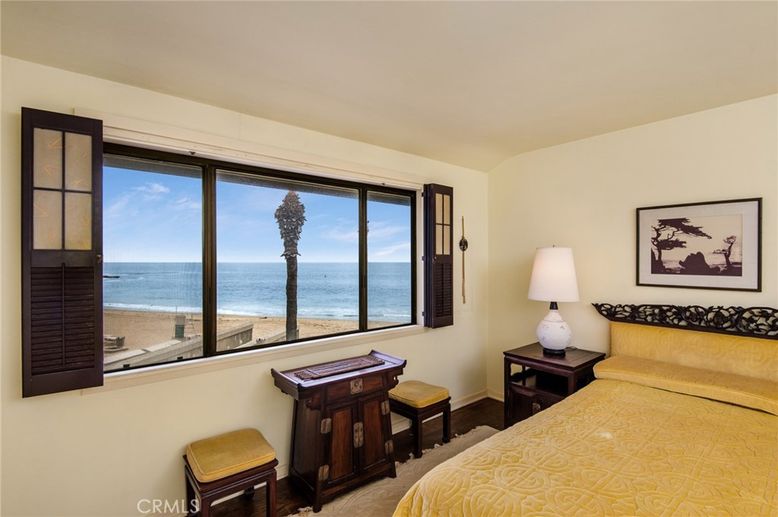 Bedroom, Interior, Water
