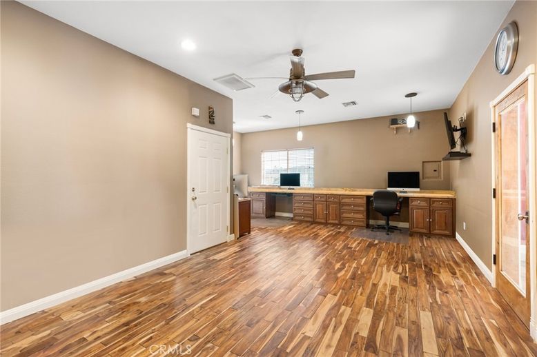 Home Office, Interior, Pendant Lights, Recessed Lighting, Wood Texture Flooring
