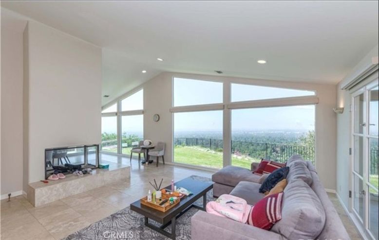Interior, Living room, Recessed Lighting, Water