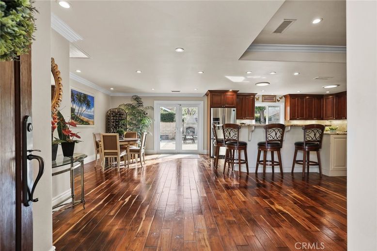 Dining room, Interior, Kitchen, Recessed Lighting, Wood Texture Flooring