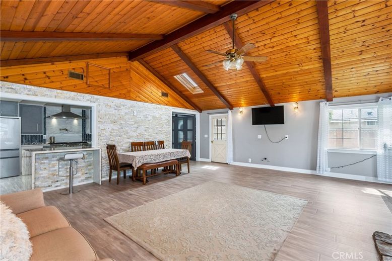 Dining room, Interior, Kitchen, Stone Walls, Wooden Beams, Wooden Ceilings, Wood Texture Flooring