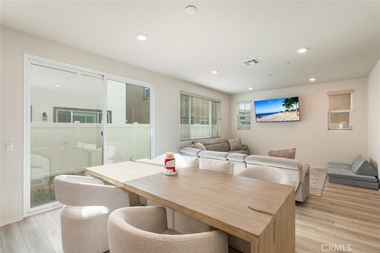 Dining room, Interior, Living room, Recessed Lighting, Wood Texture Flooring