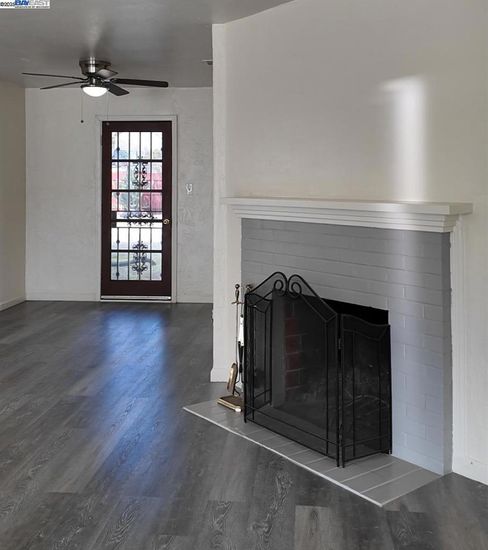 Empty room, Fireplace, Interior, Wood Texture Flooring