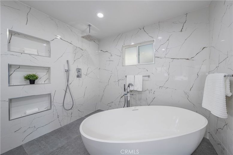 Bathroom, Free Standing Baths, Interior, Marble Walls, Recessed Lighting