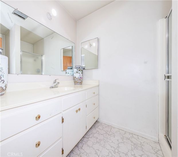 Bathroom, Dual Sink Vanities, Interior, Marble, Recessed Lighting