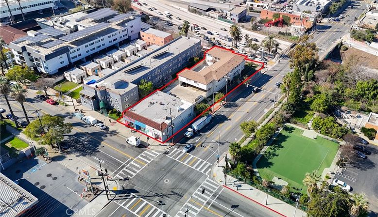 Exterior, Drone