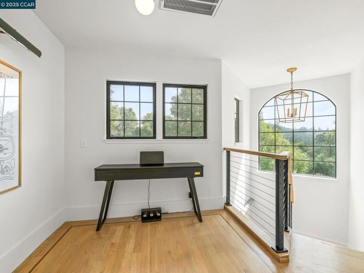 Interior, Pendant Lights, Wood Texture Flooring