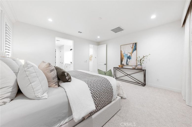 Bedroom, Interior, Recessed Lighting