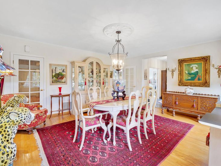 Chandelier, Dining room, Interior, Pendant Lights, Wood Texture Flooring