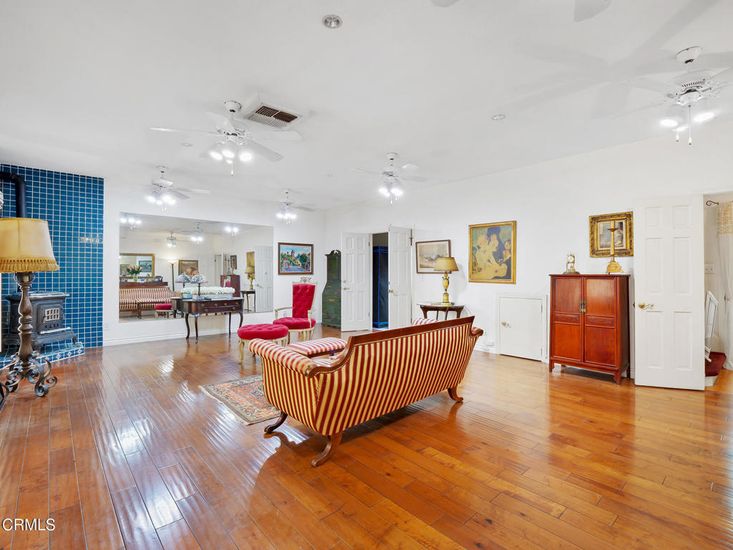 Billiard Table, Game Room, Interior, Living room, Wood Texture Flooring