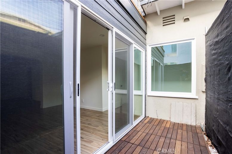 Exterior, Wood Texture Flooring