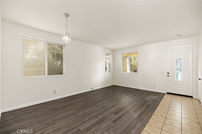 Empty room, Interior, Pendant Lights, Wood Texture Flooring