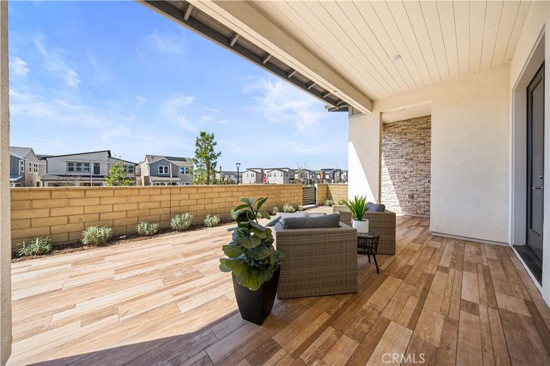 Exterior, Wood Texture Flooring