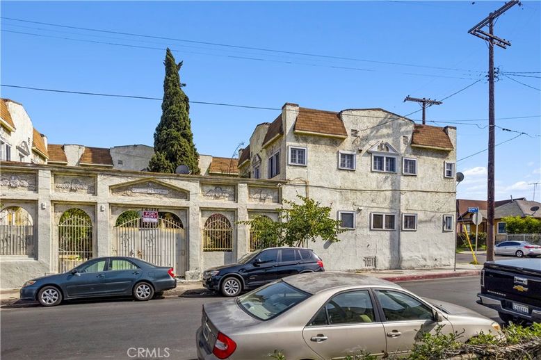 Exterior, Facade, French Provincial