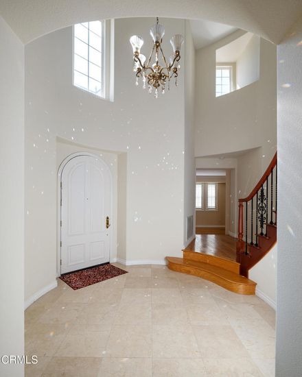 Chandelier, Interior