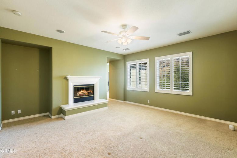 Empty room, Fireplace, Interior