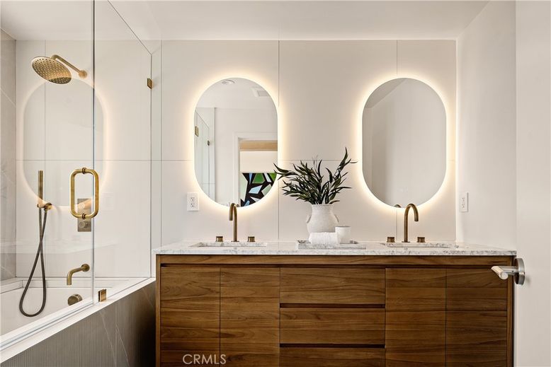 Bathroom, Dual Sink Vanities, Glass Shower, Interior