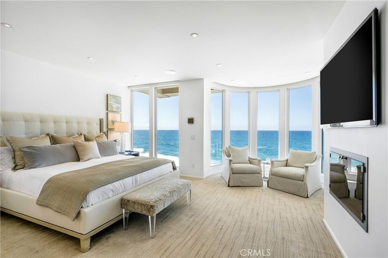 Bedroom, Interior, Recessed Lighting, Water