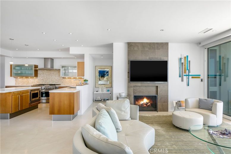 Fireplace, Interior, Kitchen, Living room, Pendant Lights, Recessed Lighting, Stainless Steel Appliances