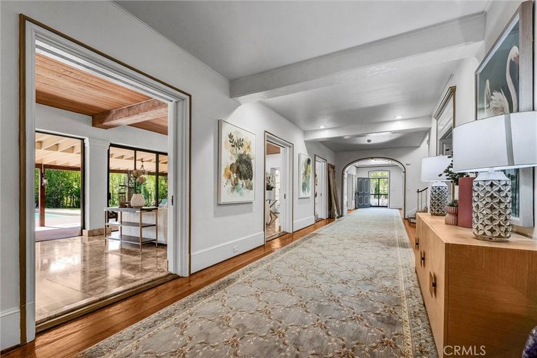 Interior, Recessed Lighting, Wooden Beams, Wooden Ceilings, Wood Texture Flooring