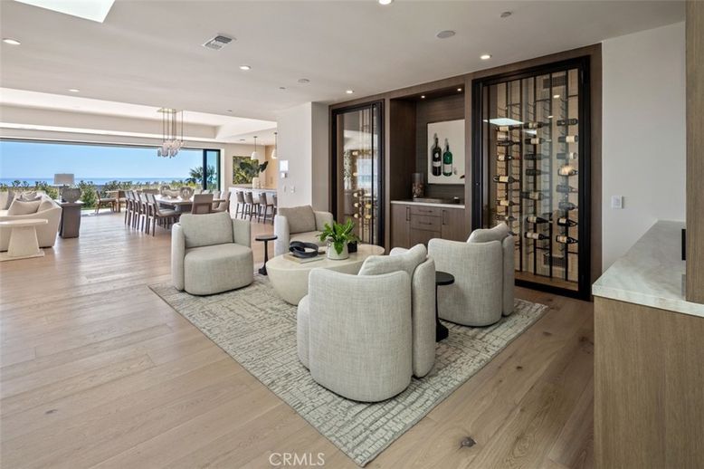 Dining room, Interior, Living room, Pendant Lights, Recessed Lighting, Wine Storage, Wood Texture Flooring