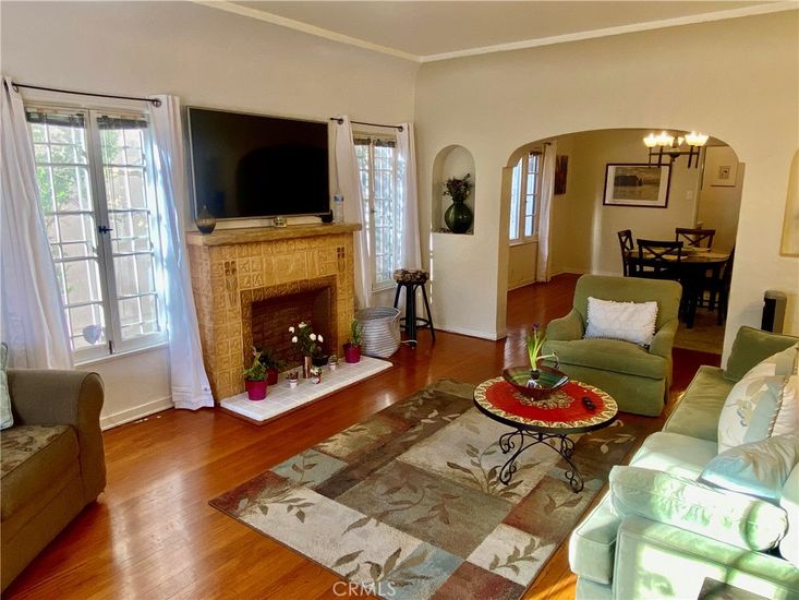 Chandelier, Dining room, Fireplace, Interior, Living room, Wood Texture Flooring