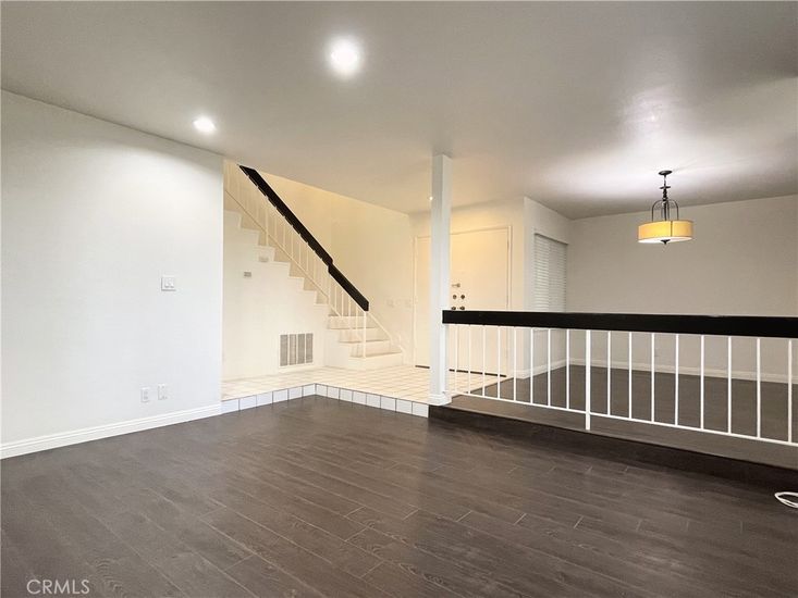 Interior, Pendant Lights, Recessed Lighting, Wood Texture Flooring