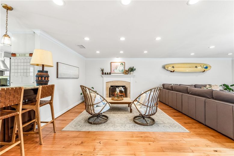 Fireplace, Interior, Living room, Pendant Lights, Recessed Lighting, Wood Texture Flooring