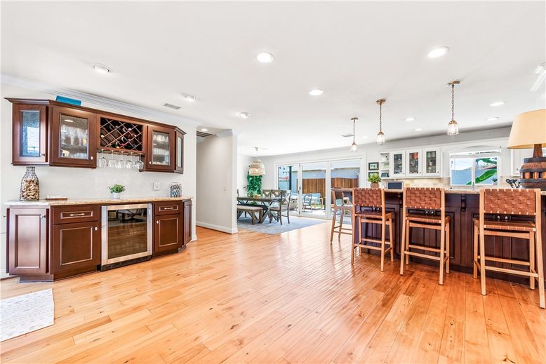 Dining room, Interior, Kitchen, Pendant Lights, Recessed Lighting, Wood Texture Flooring