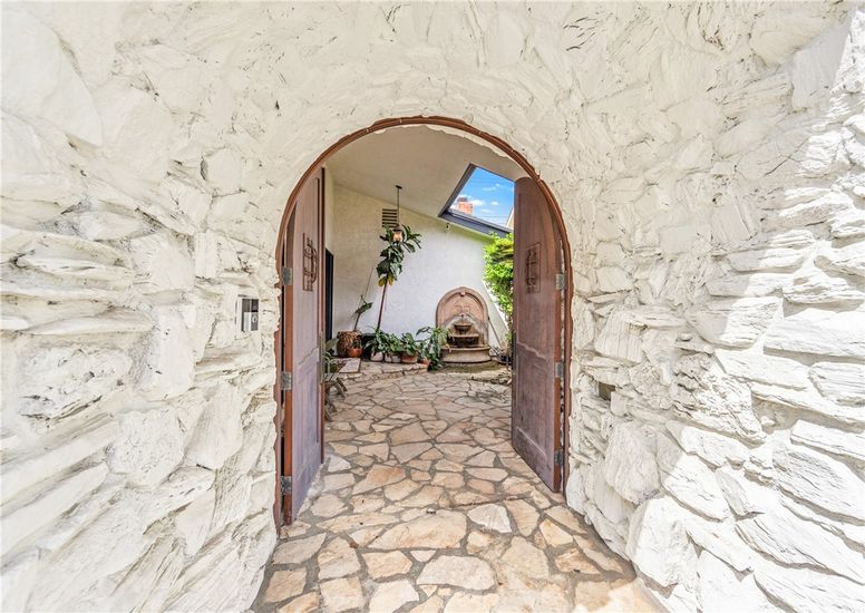 Exterior, Fireplace, Stone Walls