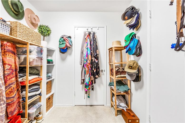 Interior, Walk-in Closets