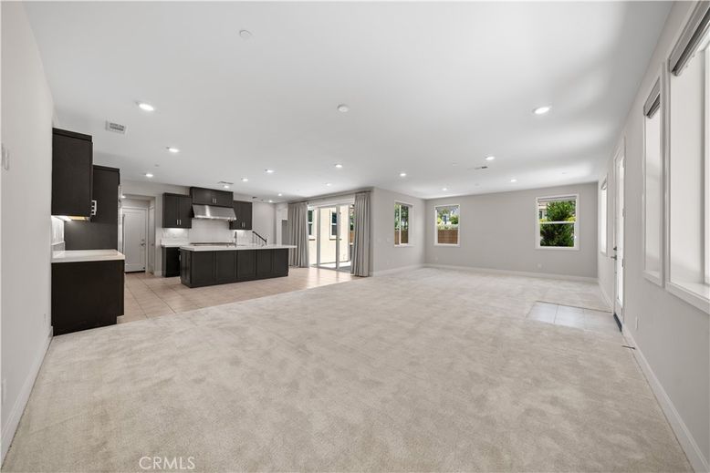 Empty room, Interior, Kitchen, Recessed Lighting