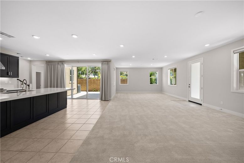 Empty room, Interior, Kitchen, Recessed Lighting