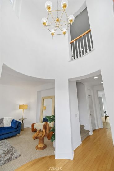 Interior, Pendant Lights, Recessed Lighting, Wood Texture Flooring