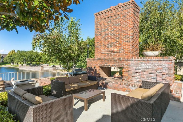 Exterior, Fireplace, Water