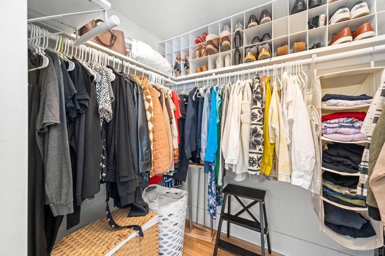 Interior, Walk-in Closets, Wood Texture Flooring
